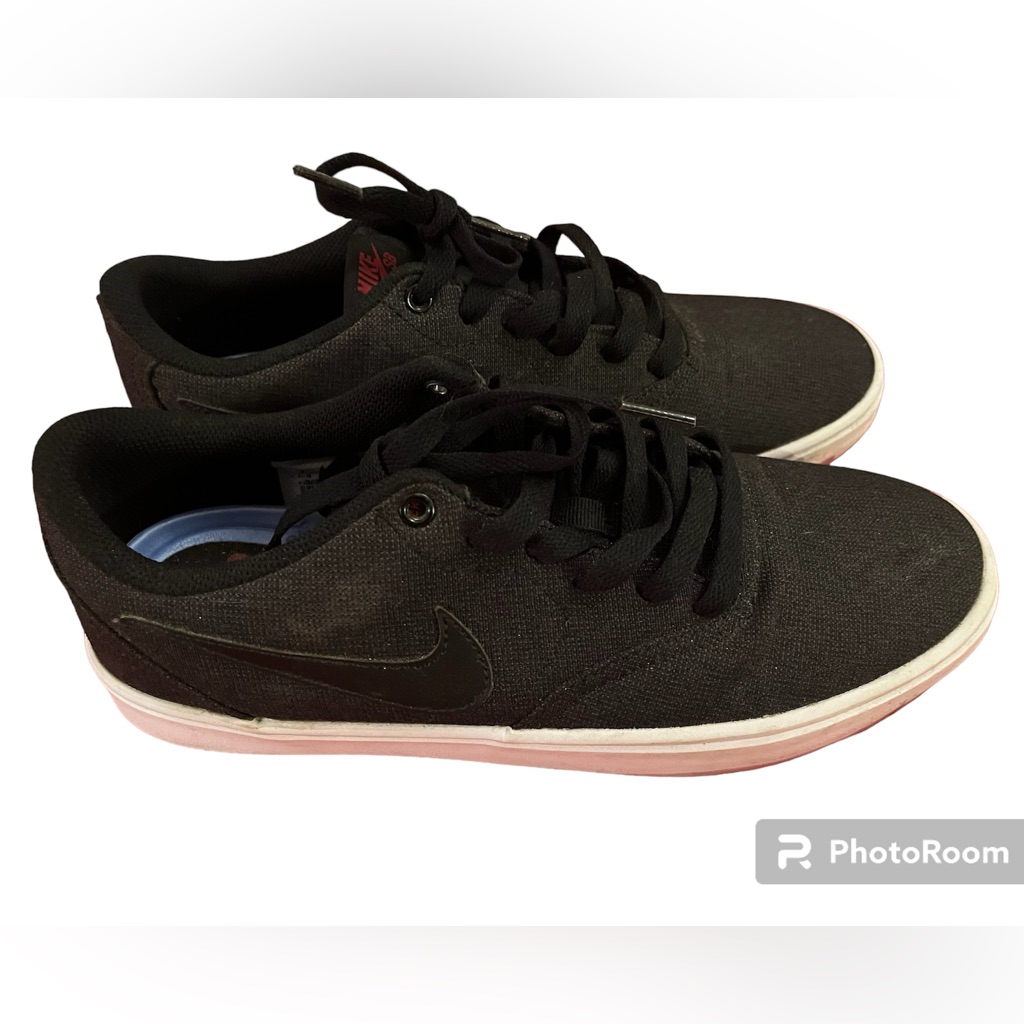 Nike Sb Check Brand Skate Shoes. Size 8.